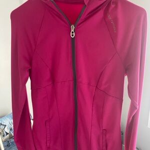 Under Armour Womens Fuchsia Semi Fitted All Season Gear Zipper Jacket Small
